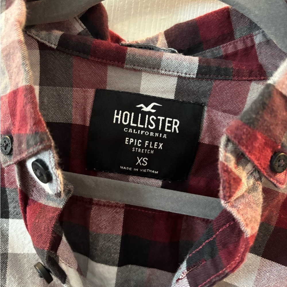 American Eagle Button Down Shirt - Picture 2 of 2